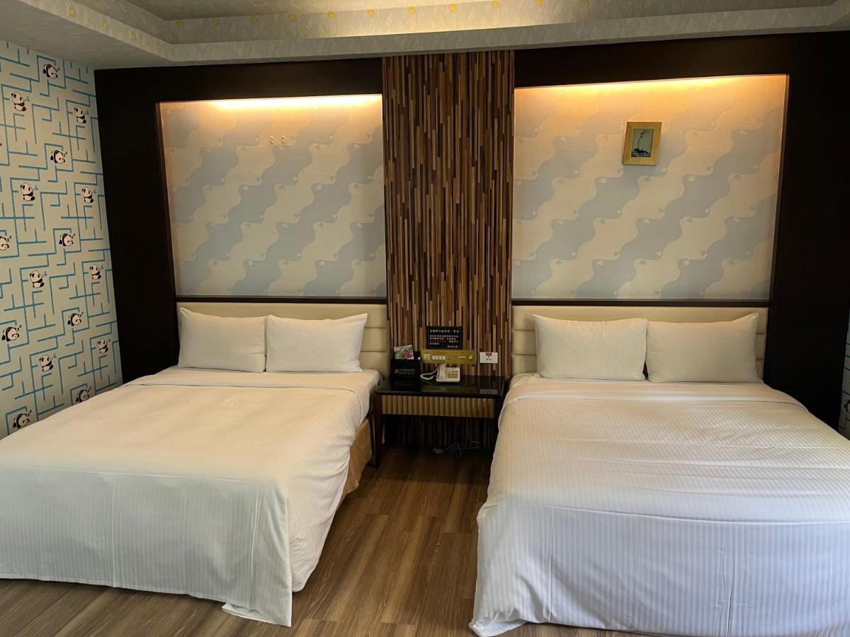 Hua Xiang Motel - Fengshan Kaohsiung Exterior foto